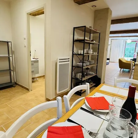 Le Cazal Dom wakacyjny